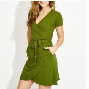 Pact Organic Green tulip wrap dress, size medium